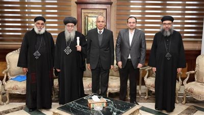 محافظ المنيا يستقبل وفد مطرانية مغاغة والعدوة