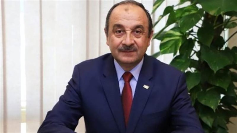 عصام عبدالفتاح