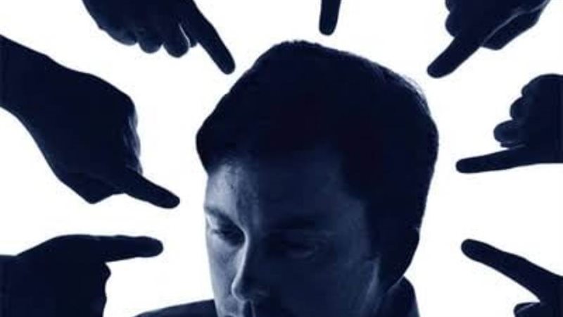 النقد السلبي