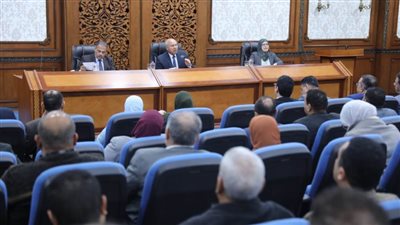 الوزير: خطة حكومية لتطوير المناطق الصناعية غير المخططة وترفيقها 