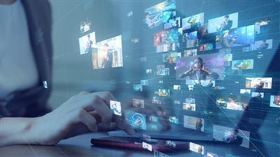 صحفيون وخبراء يطالبون بتبني استراتيجية مهنية للتكيف مع الثورة الرقمية