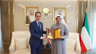 وزير الإعلام الكويتي والمسلماني يبحثان سبل تعزيز التعاون الثنائي