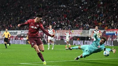 عاجل| عين الحسود ضربت مرموش.. فرانكفورت يسقط أمام لايبزيج بالدوري الألماني