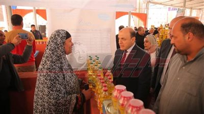 محافظ كفر الشيخ يؤكد على توفير السلع بأسعار مخفضة