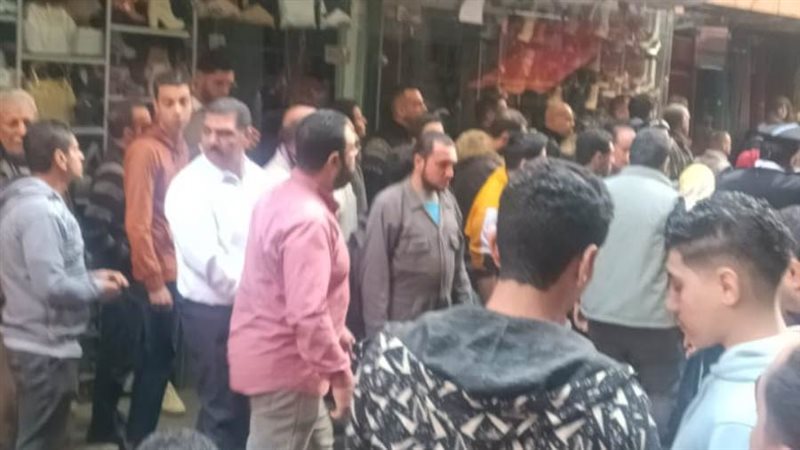 جانب من حريق محل