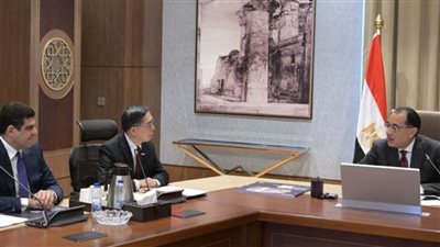 رئيس الوزراء يرحب بالتعاون مع 