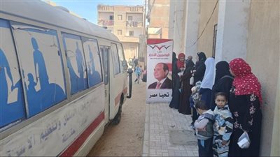 المصريين الأحرار ينظم قافلة طبية لأهالي قرية الزواية بمركز أسيوط