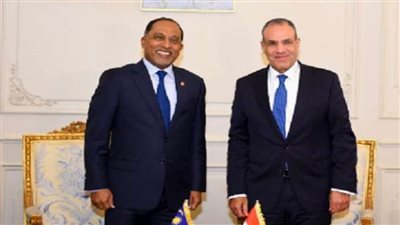 وزير الخارجية يعقد لقاءات ثنائية على هامش فعاليات الدورة الـ21 لمجلس وزراء مجموعة الدول الثماني النامية