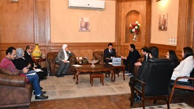 وزير الشباب يبحث استعدادات إطلاق النسخة الـ 13 لمهرجان 