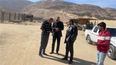 رئيس مركز الغنايم بأسيوط يتفقد مشروع محطة رفع الصرف الصحي بقرية المشايعة