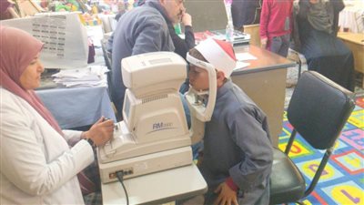 الكشف على 118 حالة في قافلة طبية لجامعة بنها بمعهد أزهري 