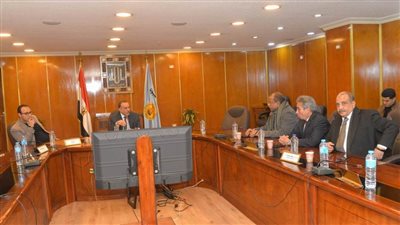 محافظ أسيوط: تنظيم سوق اليوم الواحد بأرض الملاعب نهاية الشهر الجاري