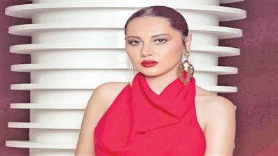 الفنانة ياسمين رئيس: 