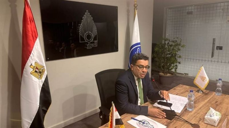 باسل عادل رئيس حزب