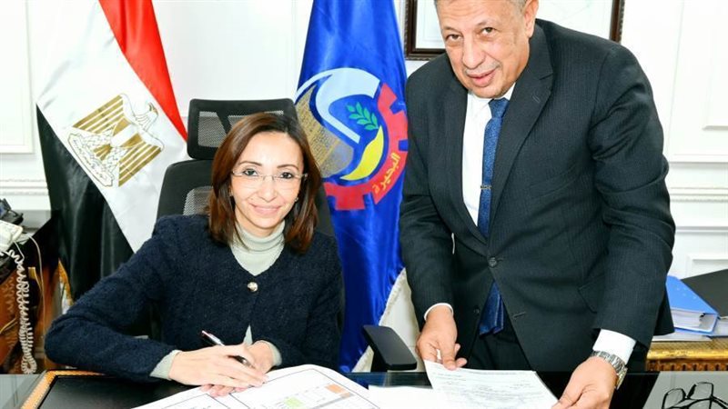 محافظ البحيرة