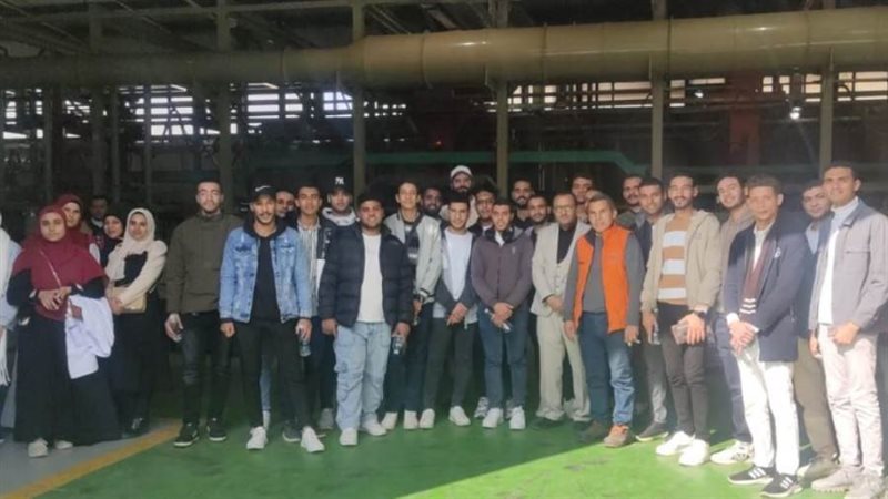 طلاب كلية تكنولوجيا