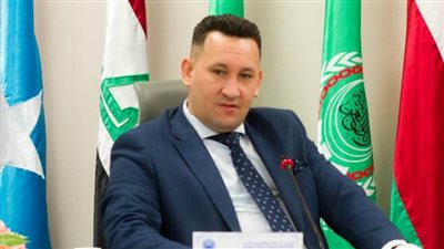 خبير اقتصادي يرصد مكاسب استضافة مصر قمة منظمة الدول الثماني الإسلامية للتعاون الاقتصادي