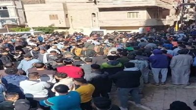بالصور.. تشييع جثامين 4 عمال ضحايا تنظيف بيارة صرف صحي بطنطا