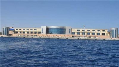 إعادة فتح ميناء الغردقة البحري وانتظام الحركة الملاحية بموانئ البحر الأحمر 