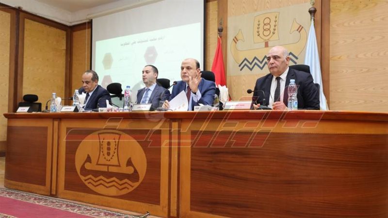 خلال الاجتماع