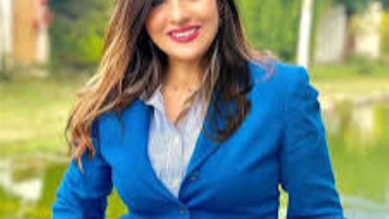 الدكتورة منال متولي