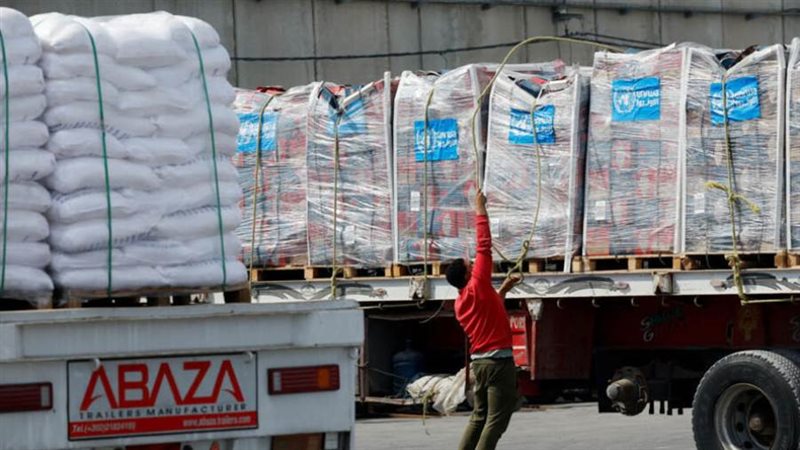 إدخال المساعدات لغزة