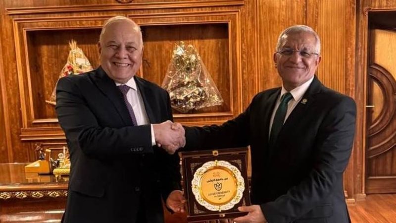 الأمين العام ورئيس