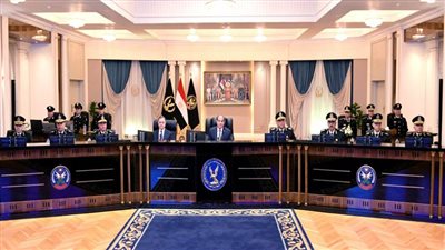 الرئيس السيسي: المنشآت الحكومية بالعاصمة الإدارية الجديدة تم إنشاؤها على حساب 