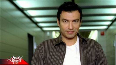 سبب تقديم إيهاب توفيق للأذان بصوته