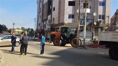 محافظ الإسماعيلية يؤكد المتابعة الميدانية لمخالفات البناء وإزالتها فورًا