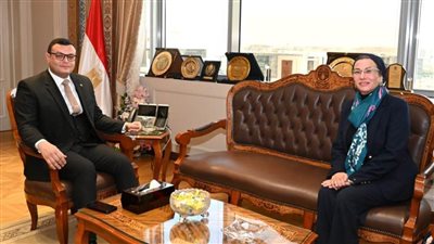 وزيرا الإسكان والبيئة يبحثان التعاون في ملف المخلفات وعدد من الملفات المشتركة