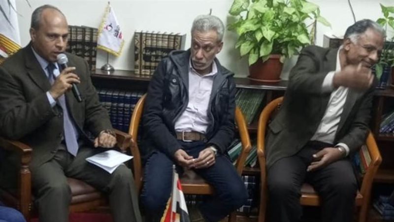 جانب من الندوة