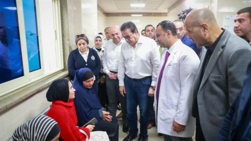 وزير الصحة بمستشفى