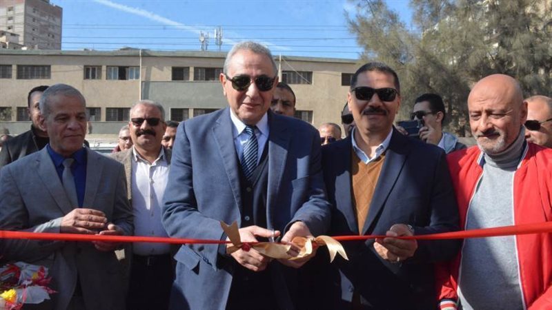 محافظ الغربية يفتتح