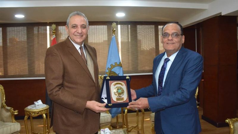 جانب من التكريم