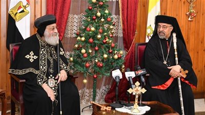  البابا تواضروس يهنئ الكنيسة الكاثوليكية بعيد الميلاد