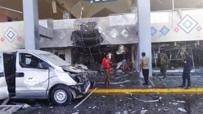 إعلام يمني: مقتل طفل وإصابة 3 آخرين في سقوط قذيفة مدفعية على قرية بتعز