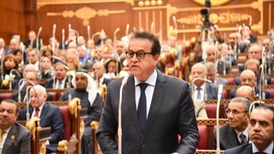 وزير الصحة: 