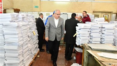 رئيس جامعة قناة السويس يتفقد الوحدات ذات الطابع الخاص بمقر الجامعة القديمة لدعم العملية التعليمية والإدارية