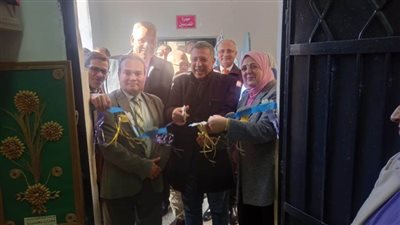 وكيل تعليم البحيرة ومستشار الوزير يفتتحان معرض العام الميلادي الجديد للتراث والفن الإسلامي القديم  