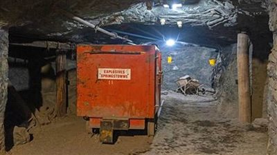 مخاوف من تعطل التعدين في أكبر منجم للياقوت بموزمبيق