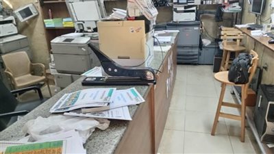 ضبط 600 ملزمة لمختلف المواد والسنوات الدراسية في مطبعة بدون ترخيص بالقاهرة   
