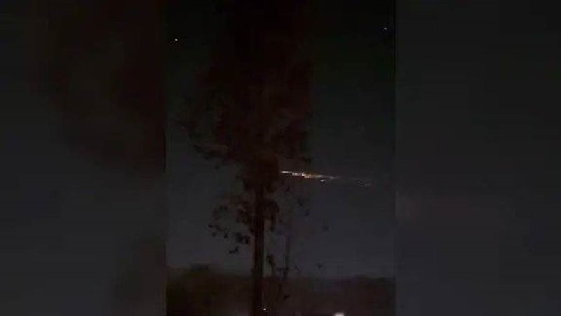 جسم لامع في سماء