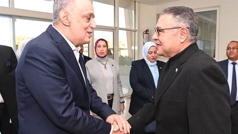 خلال اللقاء