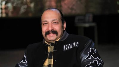 محمد ثروت: مسرحية مكسرة الدنيا كوكتيل فني سوف يسعد جمهور السعودية