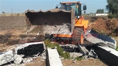 إزالة 5 حالات بناء مخالف بالحامول في كفر الشيخ