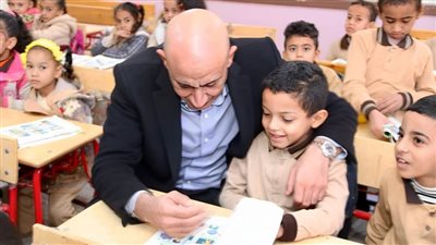 عبداللطيف وجبران يتفقدان مدارس المحافظة