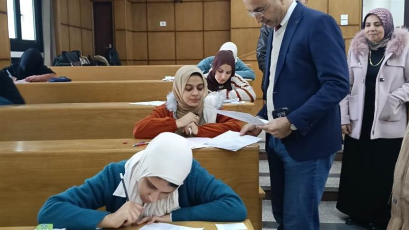 جانب من متابعة رئيس