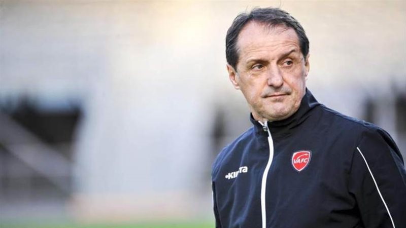 المدرب الفرنسي من