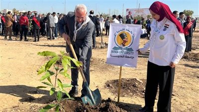 رئيس جامعة المنيا يشارك بالمبادرة الرئاسية 